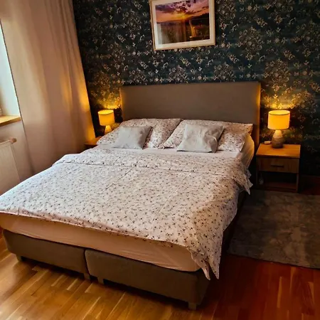 Apartment U Parku *